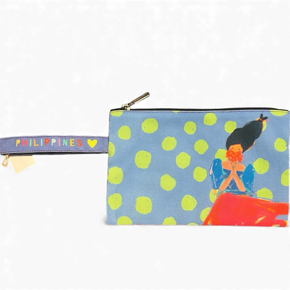 Handmade wristlet bag with Artistic Design